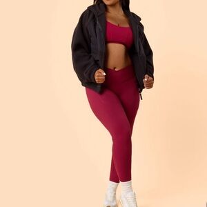 New Blogilates Women's Bonfire Fleece Jacket - Black Size L